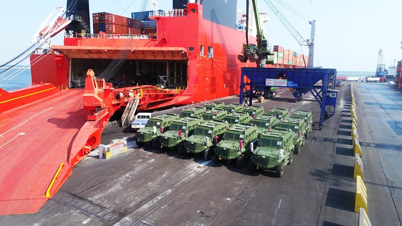 Jolly Cobalto (Ignazio Messina & C.) imbarco mezzi militari Katmerciler in Turchia