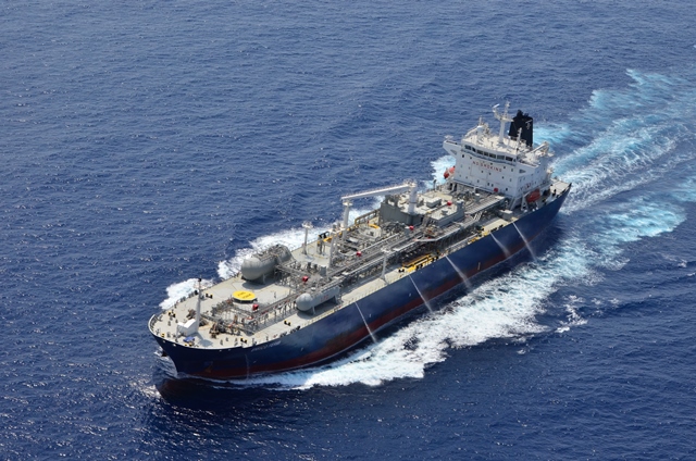 Attacco pirati esercitazione Marina Militare – nave Enrico Fermi Carbofin (3)