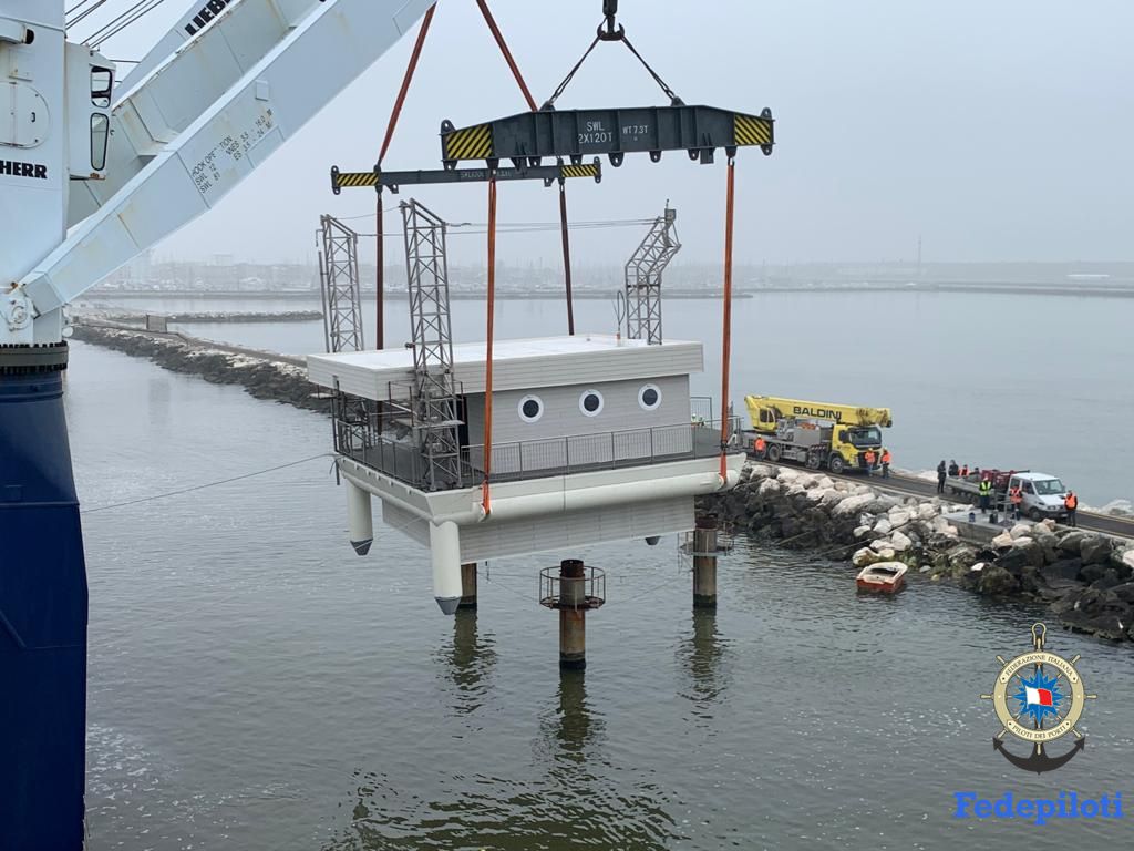 Piloti Ravenna trasferimento capanno (2)