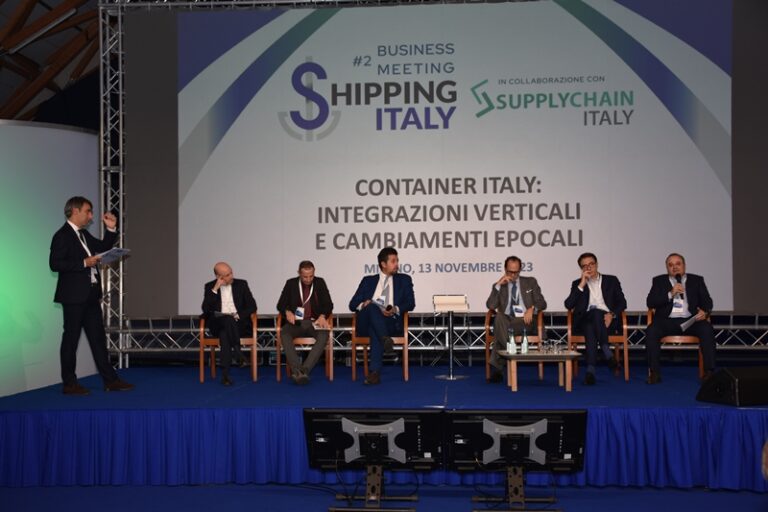 Business meeting CONTAINER ITALY – tavola rotonda caricatori