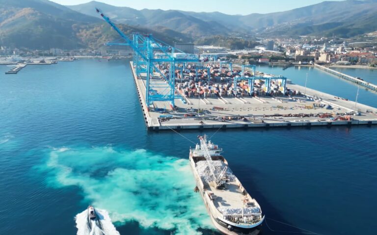 Vado Ligure lavori Apm