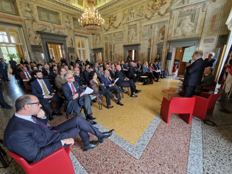 P.L. Ferrari convegno Comune genova – Londra (3)