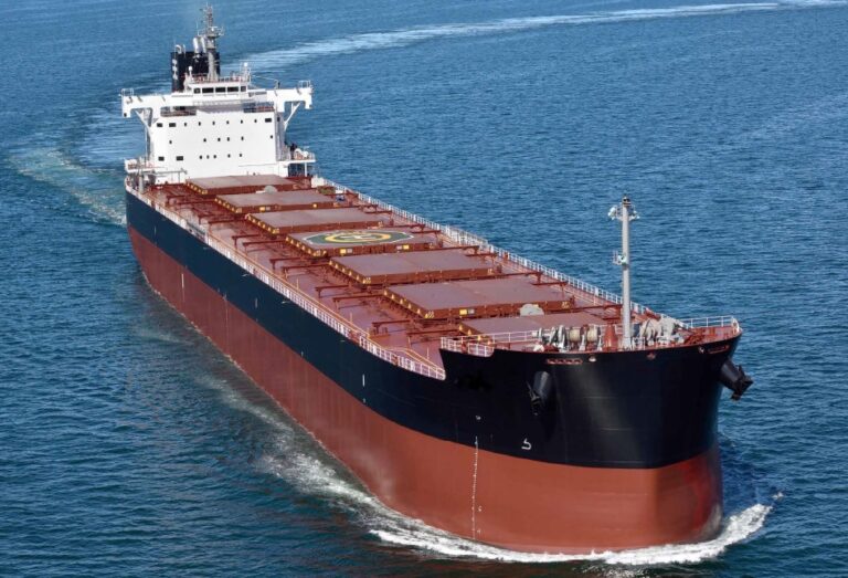 Panamax bulker