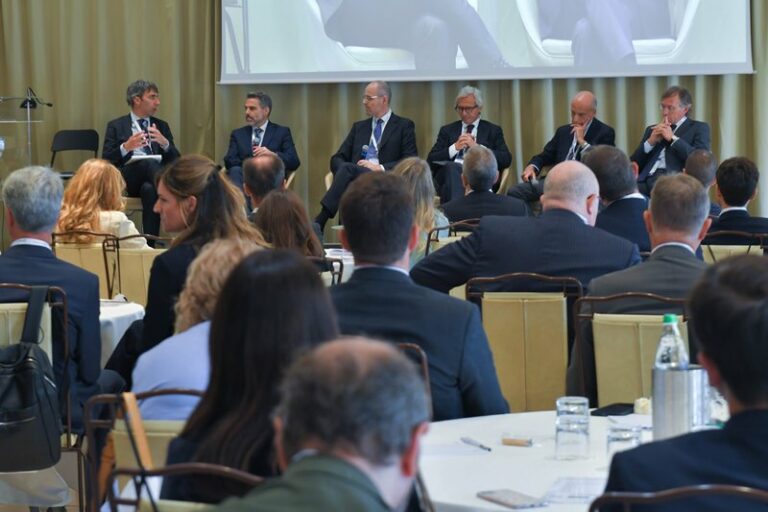 Mare Finanza e Assicurazioni 2024 (2)