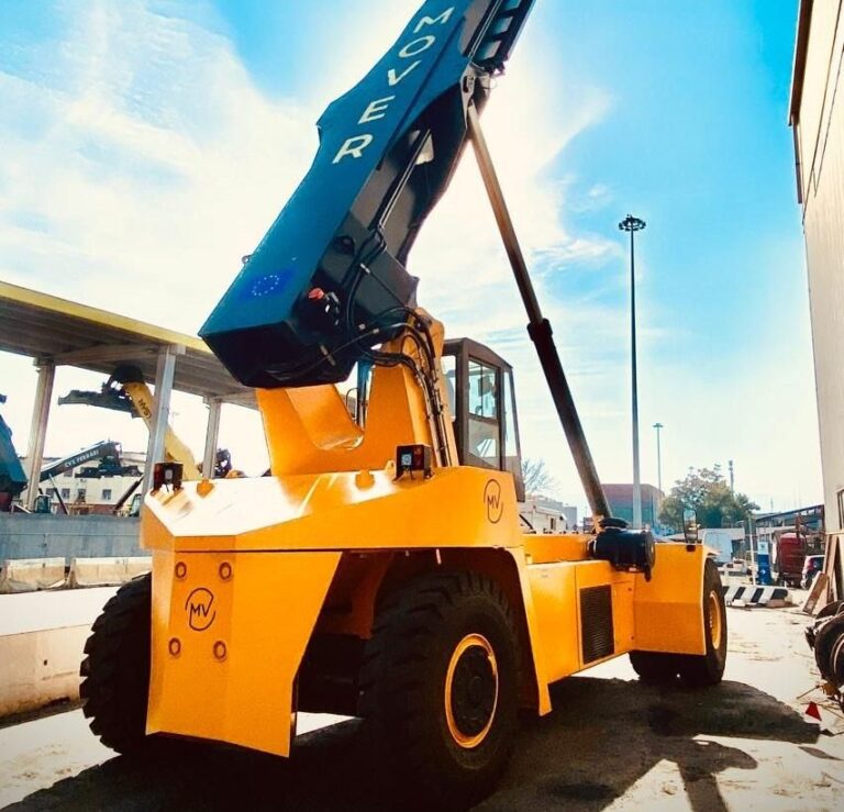 MV Mover reachstaker – agente Mareser