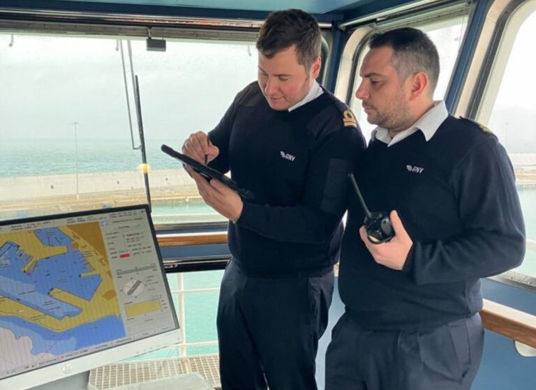 Officiali_SmartlogF – Grandi Navi Veloci – GNV