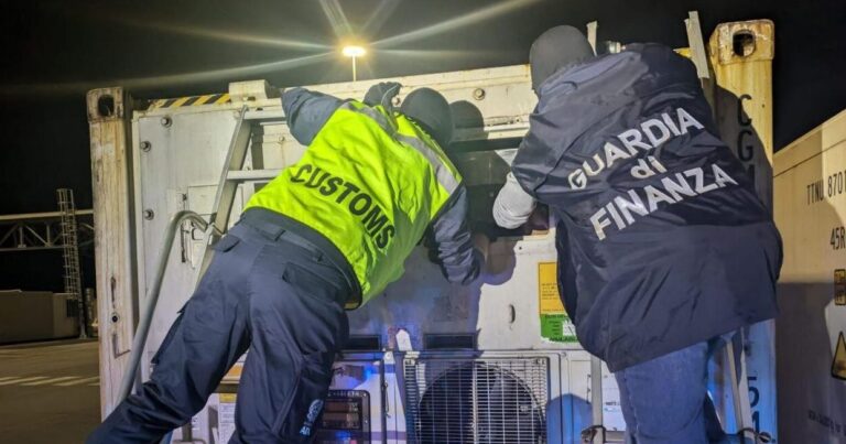 DTTU-20241031-Sequestro-cocaina-Livorno-3-e1730359889374-768×403