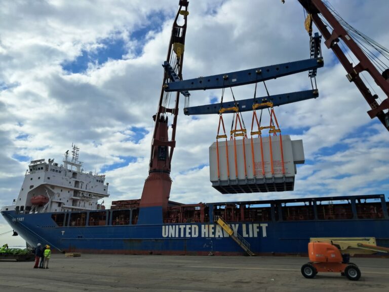 Nogarosped – project cargo – nave United Heavy Lift – Monfalcone (2)