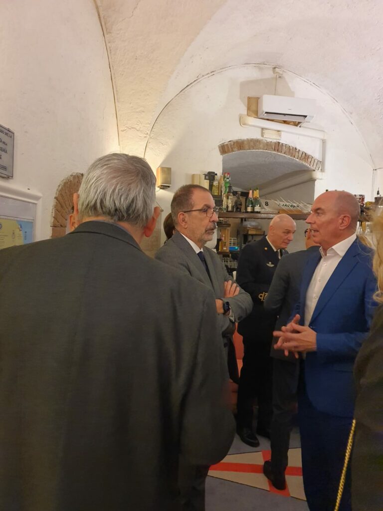 WhatsApp Image 2024-12-10 at 22.33.05