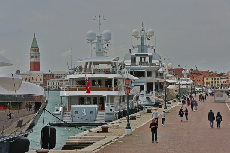 Super yacht a Venezia (3)