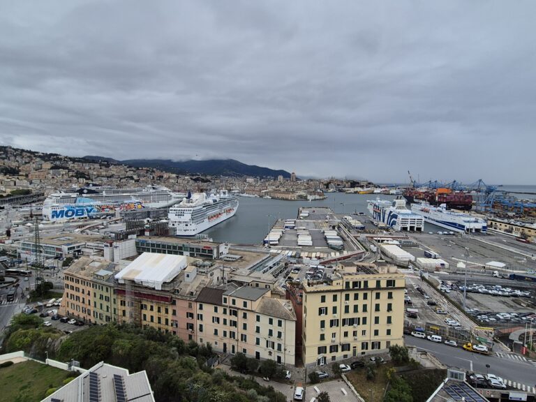 Princess Cruises – Moby – Msc Crociere – Stazioni Marittime Genova – GNV – porto storico