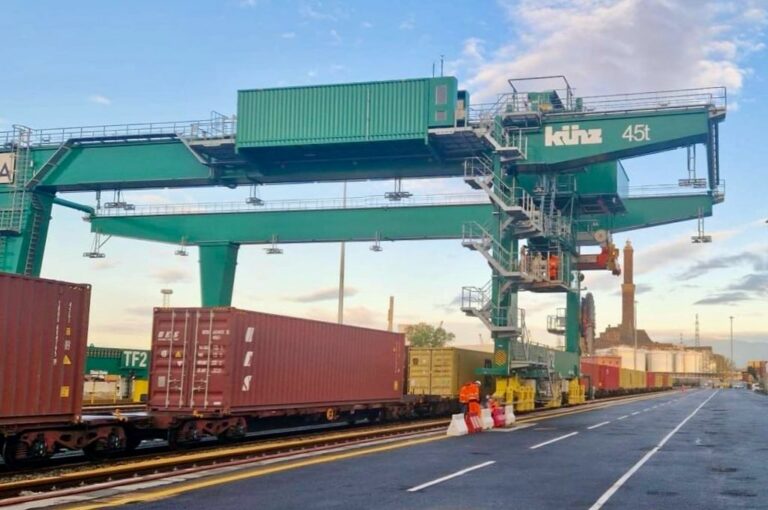 Psa – Parco ferroviario Rugna – Genova – treno container (4)