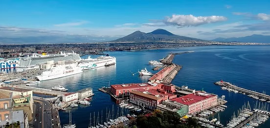 Unitramp Shipbrokers – porto Napoli
