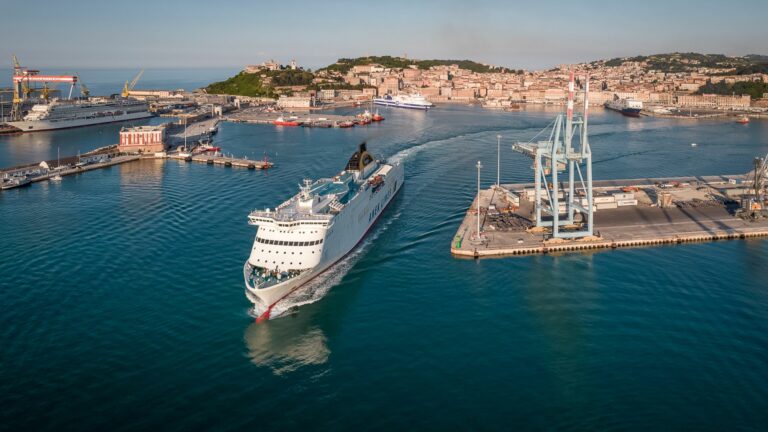 Porto Ancona Zitti_0925 (002)