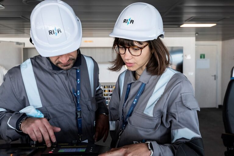 RINA_Persone al lavoro