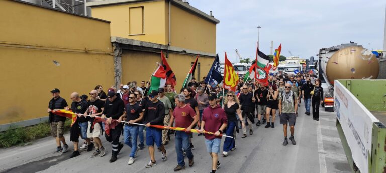 Calp Genova protesta (1)