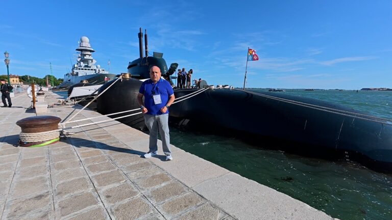 Sommergibile Todaro_1