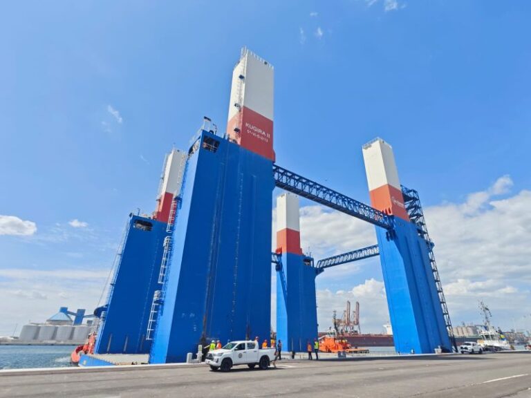 Bacino di Acciona a Ravenna per costruzione cassoni diga