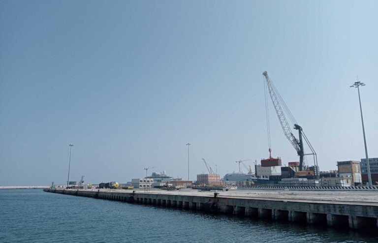 Porto Ancona banchina 23 –