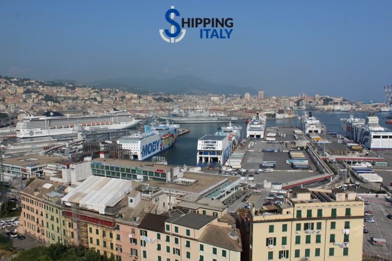 Traghetti – porto di Genova – Marina Militare – Stazioni Marittime
