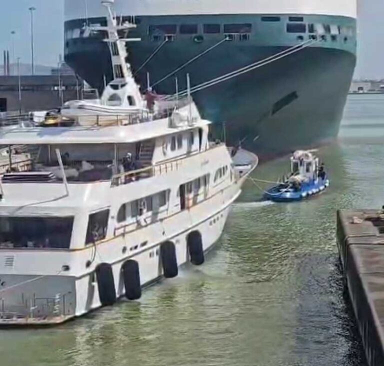 passaggio Yacht da Canale Navicelli vs Darsena Toscana