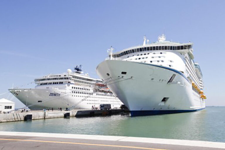 navi da crociera a Ravenna