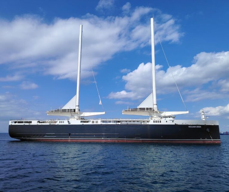 1756886123655-768×644