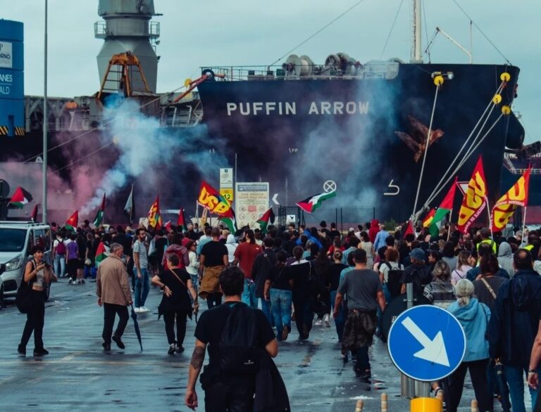 Portuali Usb proteste