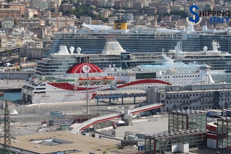 Carthage (Cotunav) Silver Ray (Silversea) Costa Smeralda (Costa Crociere – Stazioni Marittime Genova (1)