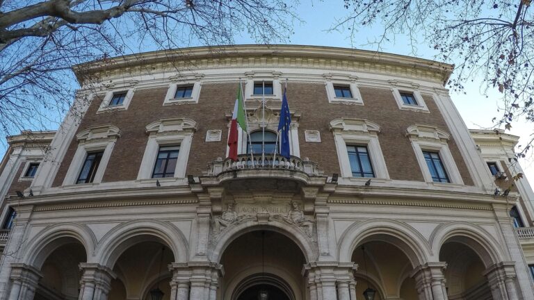 MINISTERO DELLE INFRASTRUTTURE E DEI TRASPORTIMIT