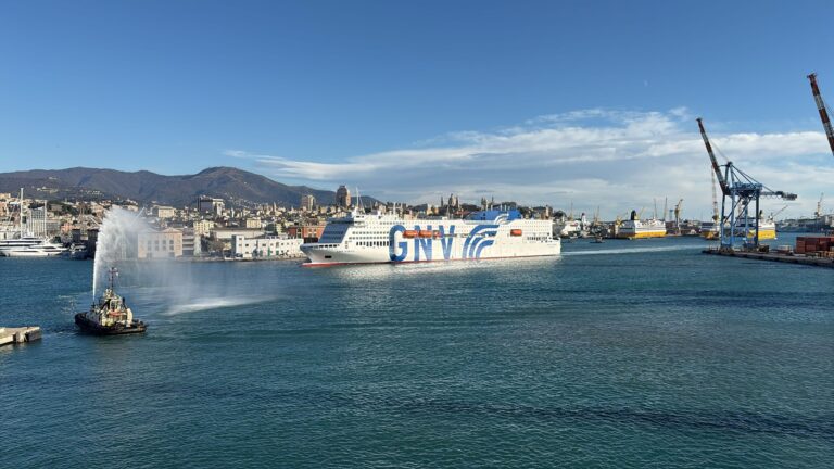 Gnv Virgo a Genova (2)