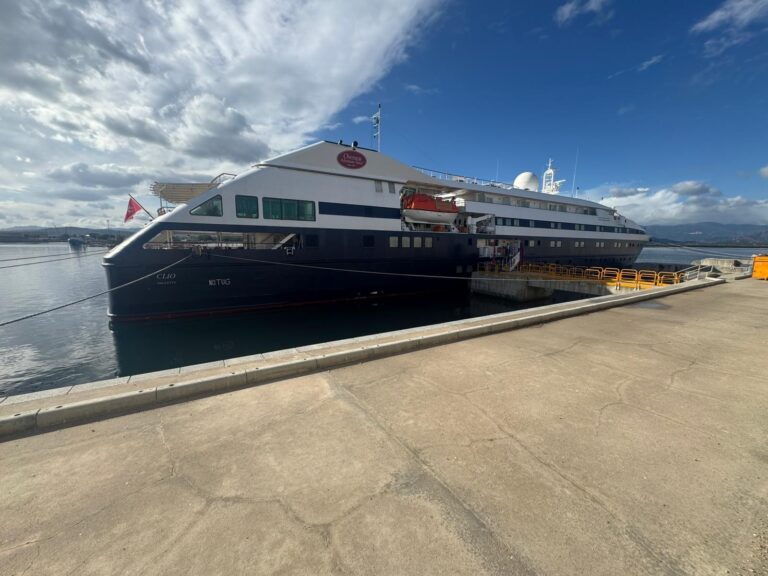 clio arbatax 26 11 25