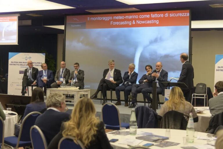 Meggiorin (Navimeteo) speaker a un Forum di SUPER YACHT 24 (1)