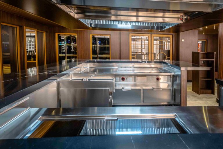 De Wave_Cucina di bordo (002)