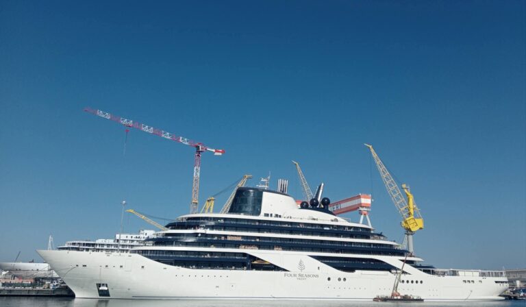 Four Season I (Four Season Yachts)