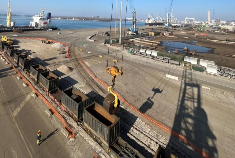 Midsea – Monfalcone – treno coil – trasporto ferroviario (1)