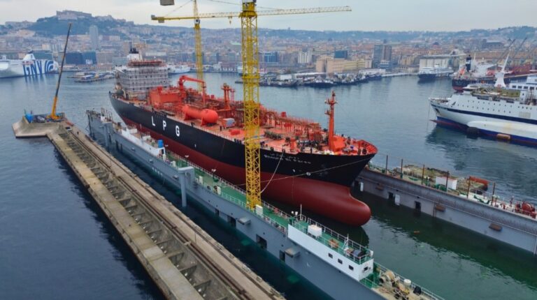 Palumbo cantiere navale a Napoli – Lpg tanker