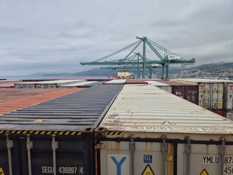 Psa Genova Pra’ container