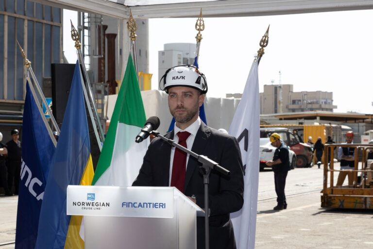 4- Varo Norwegian Aura_Andrea Marongiu NCL