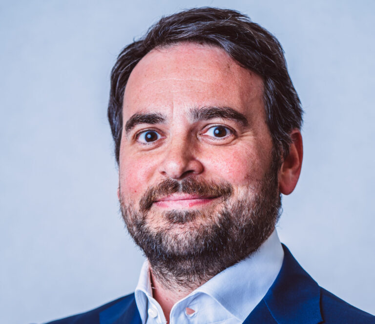 Cafiero Ligi (Wah Kwong Maritime Services)