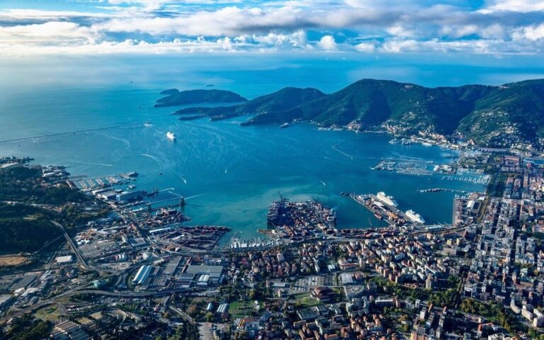 La Spezia porto veduta aerea