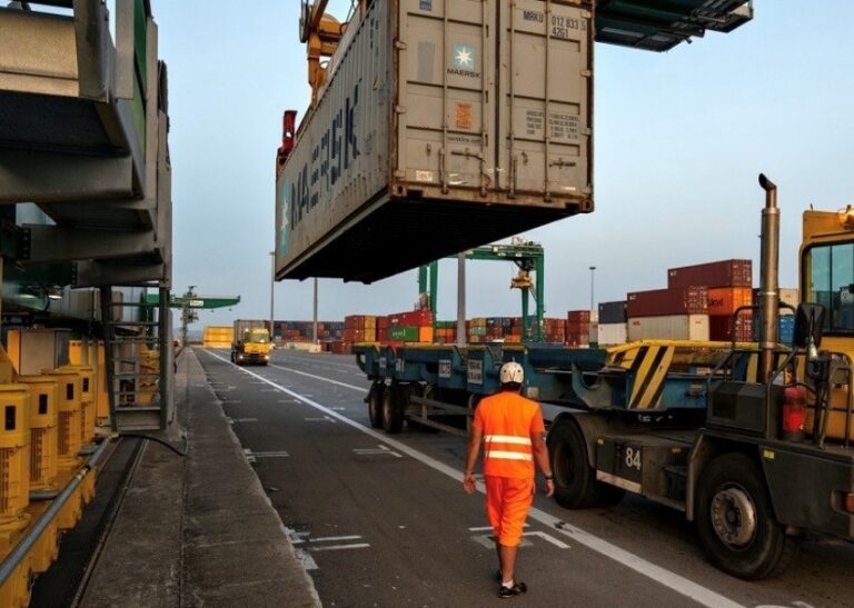 Lavoro portuale