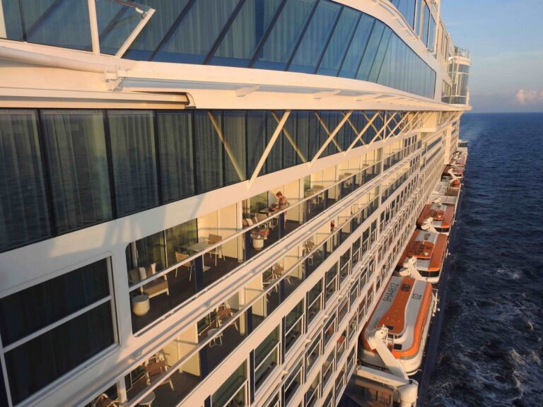 SOMEC_Celebrity_Edge_01