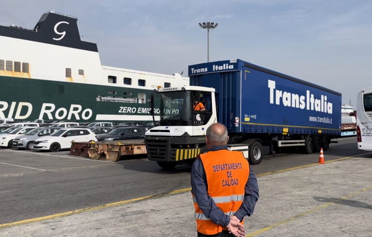 Valencia port Grimaldi TransItalia