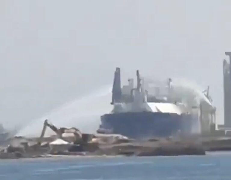 Damietta incendio