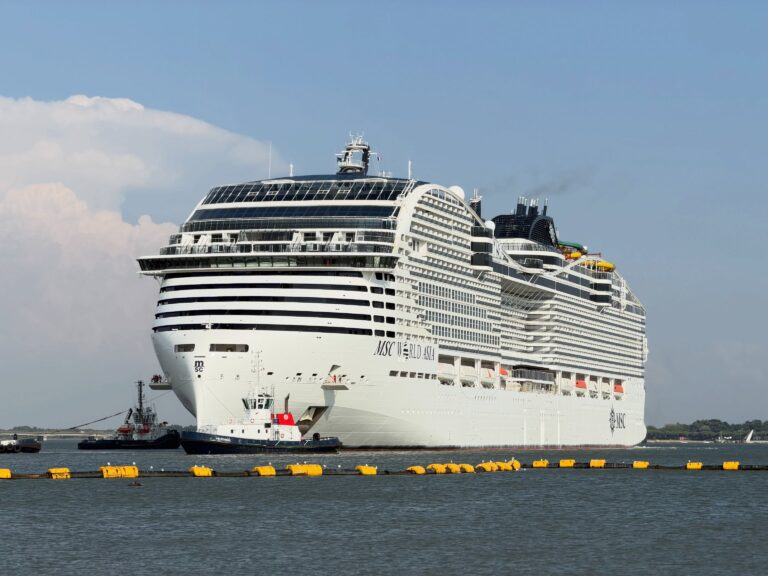 Msc World Asia sea trials